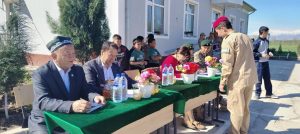 El koriga yaramoq —  er yigitga sharafdir!